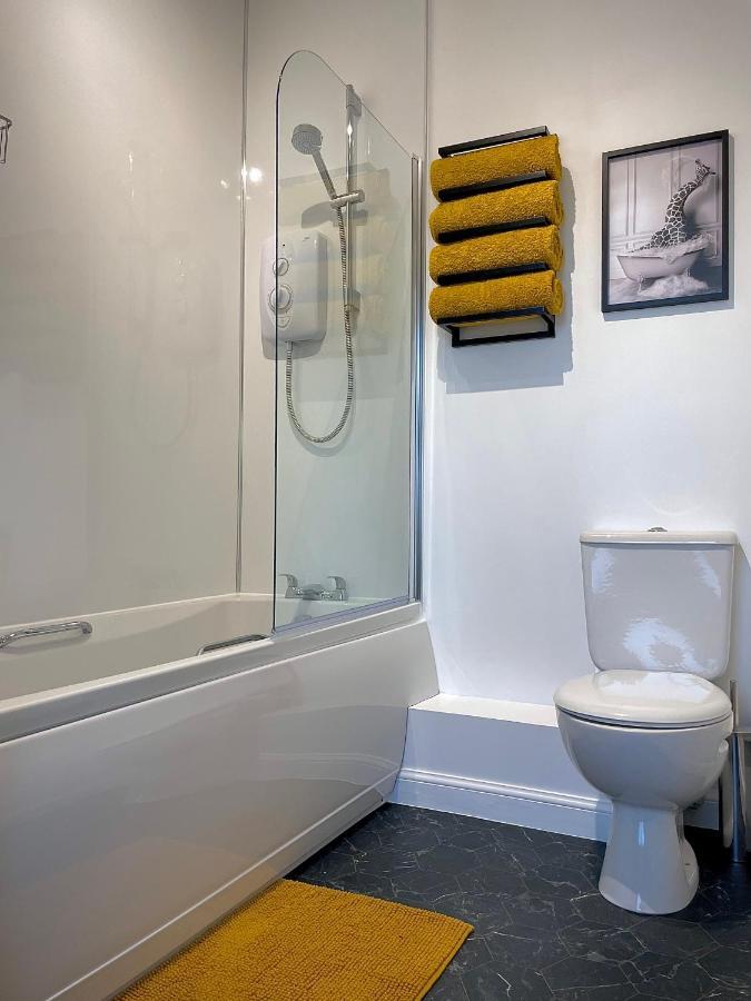 2-bedroom Apartment, *